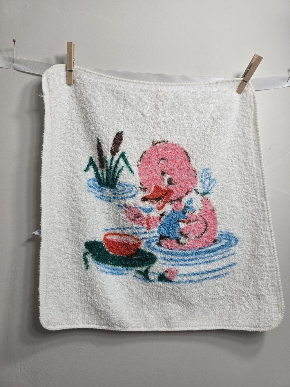 Vintage Washcloth with Darling Pink Duck, Cannon, ONE